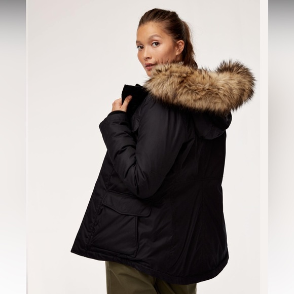 TNA Niseko Parka in Black size M - Picture 10 of 11